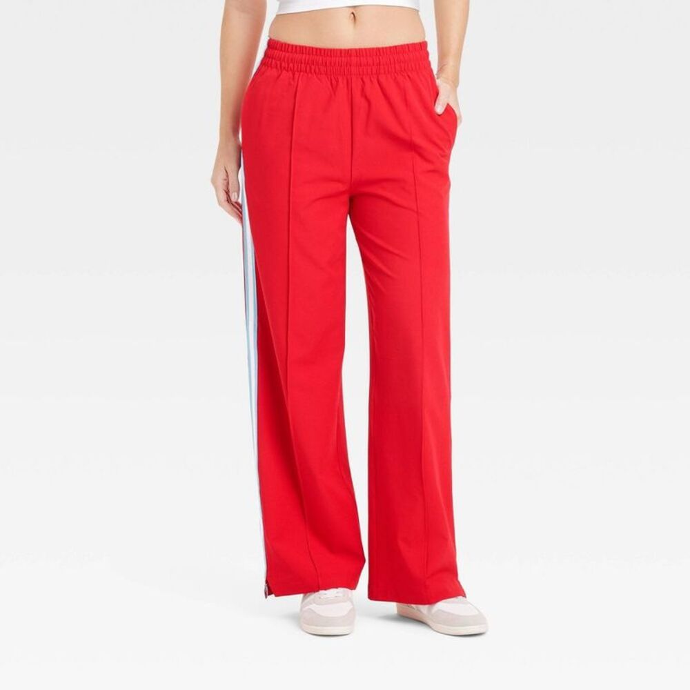 All in Motion Red Women's Pants